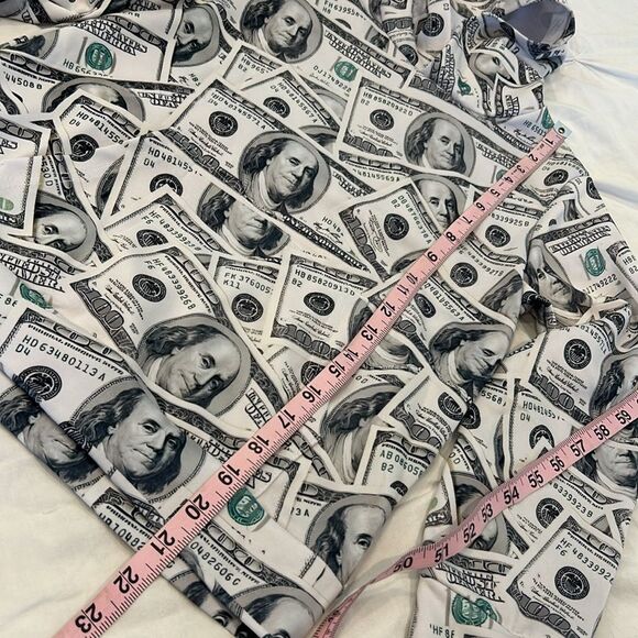 Kids' 100 Dollar Bill Print Long Sleeve Round Neck Pullover Hoodie Fits Large 10 - Picture 2 of 7